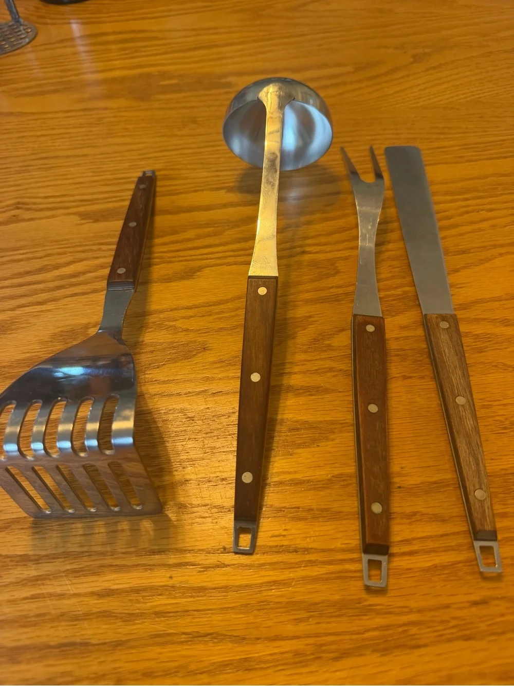 Vintage Ekco Flint 4 Piece Wooden Handle Kitchen Utensil Set - Brown